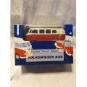 Autobausatz  1-38 Volkswagen Bus in rot/ weiss    ab 8+